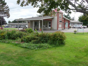 Clark's Sunny Isle Motel